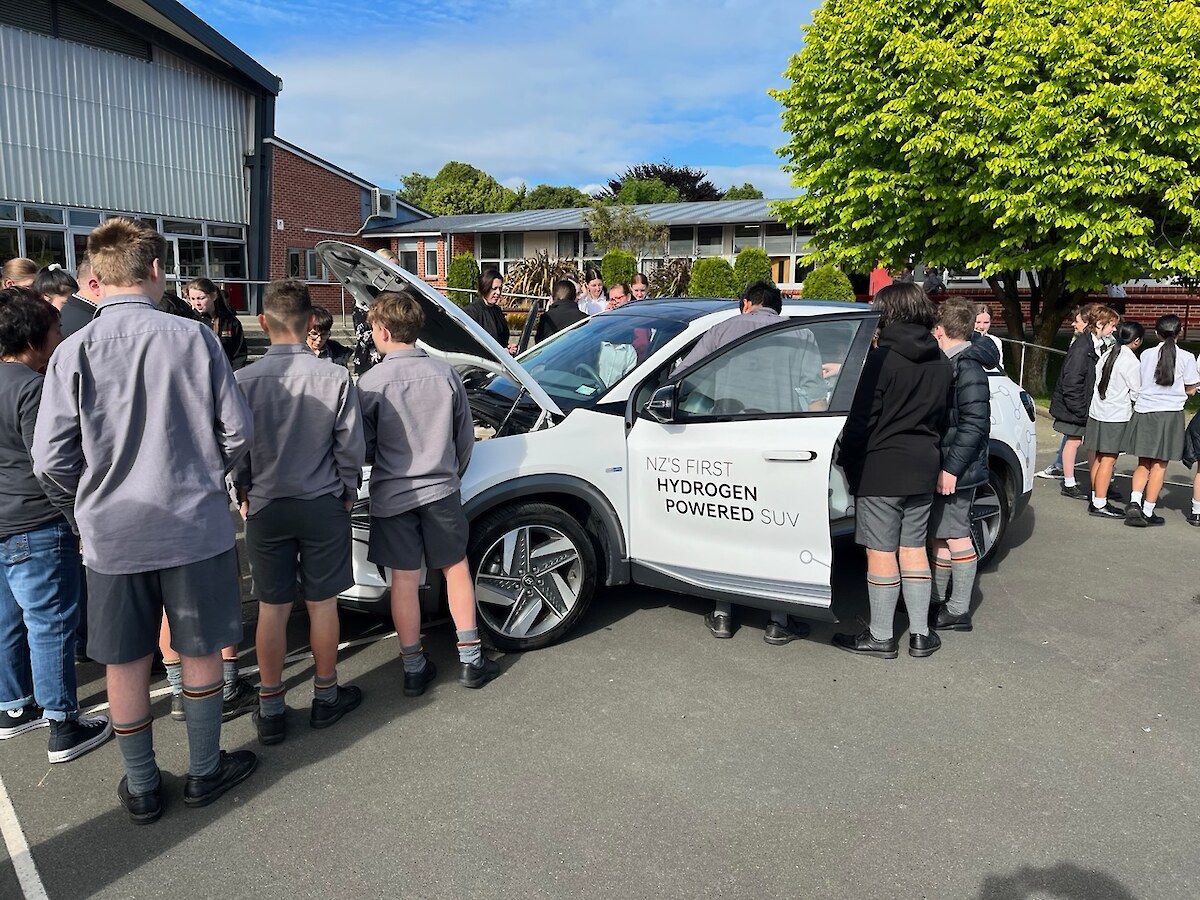 James Hargest Junior students got to have a good look at the Hyundai Nexo SUV on Tuesday 23 November.