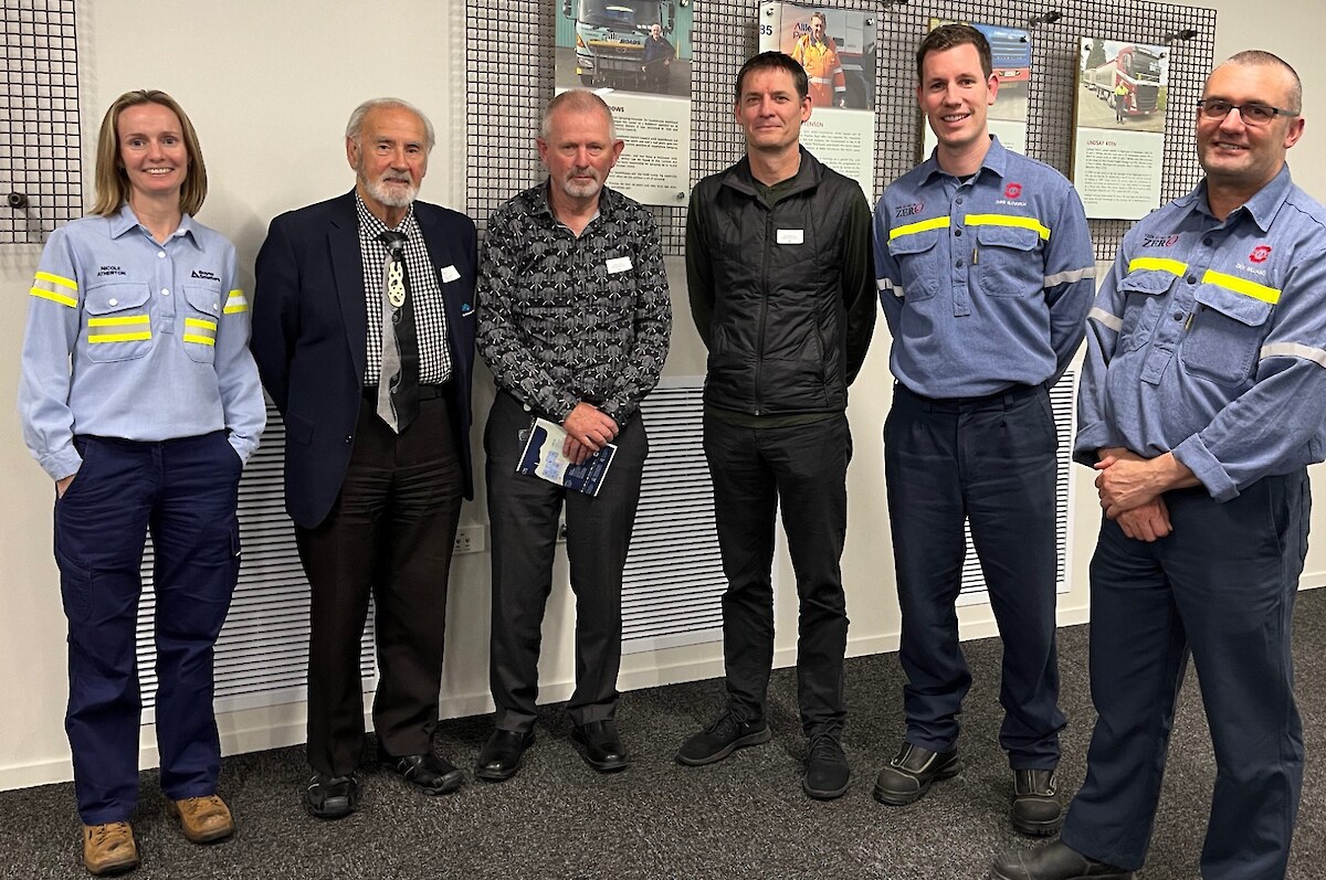 Pictured L-R: Nicole Atherton (Rio Tinto Aluminium Closure Readiness General Manager), Michael Skerrett (Upoko, Murihiku Regeneration), Nobby Clark (Invercargill Mayor), Ivan Hodgetts (Murihiku Regeneration), Chris Blenkiron (NZAS General Manager and CE), Dion Williams (NZAS Community and Social Performance Manager).