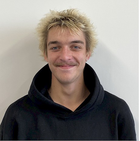 Ashton discovered bartending through the Kia Tū programme - and is now working at Waxy’s Irish Pub in Invercargill.